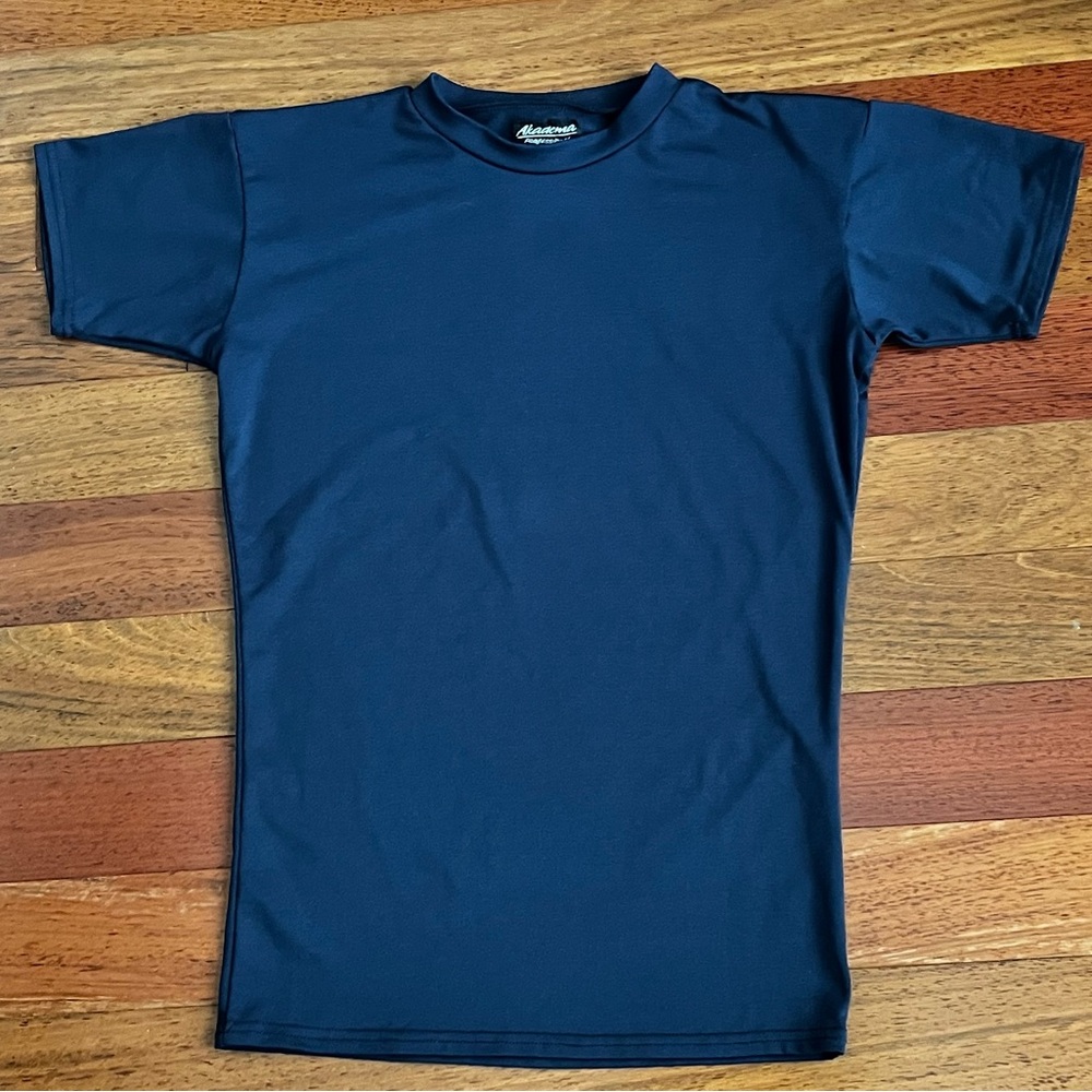 Akadema Professional Adult M Short Sleeve Athletic Shirt Gym Workout Base Layer